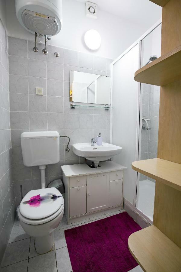 Apartma Zusterna Koper Exterior photo